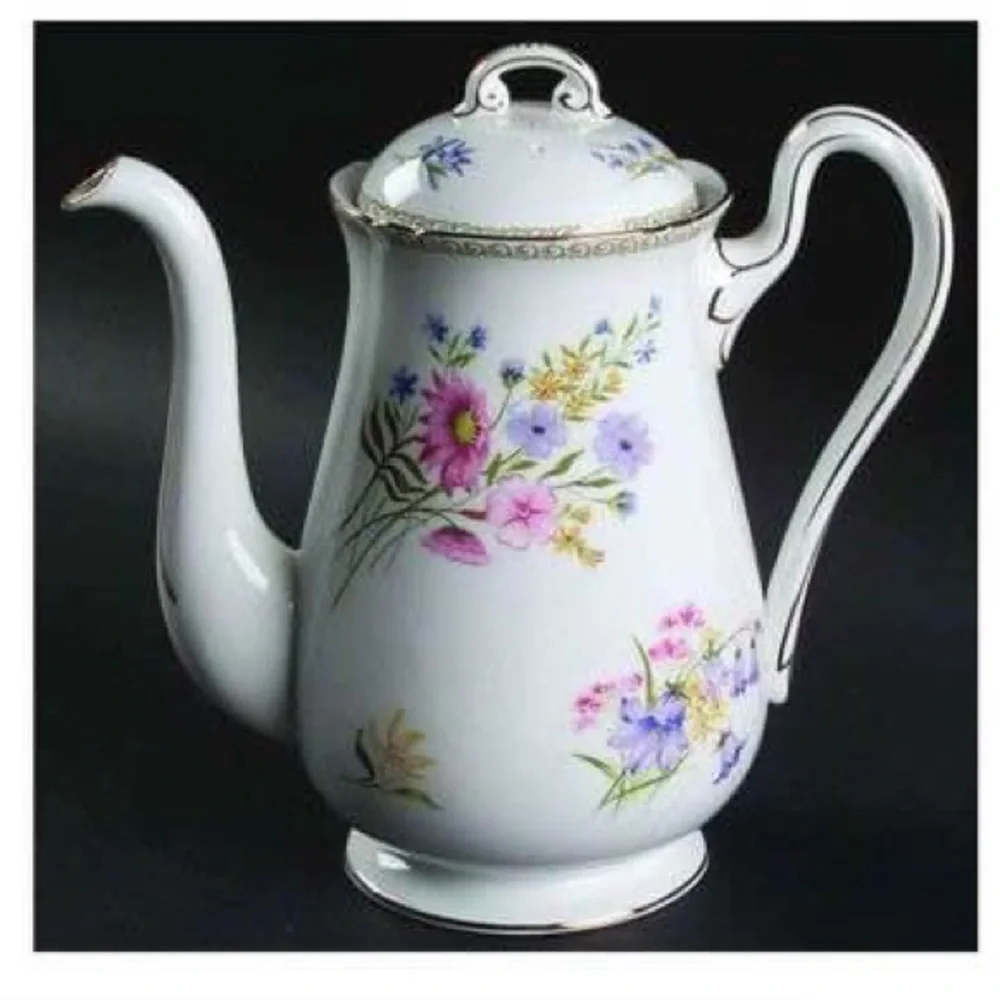 Wild Flowers 13686 (Gainsborough) by SHELLEY ENGLAND Tea- Coffee Pot
